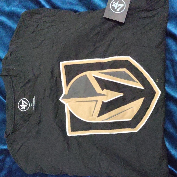 VEGAS GOLDEN KNIGHTS  KNOCKOUT FIELDHOUSE TEE - Picture 2 of 2